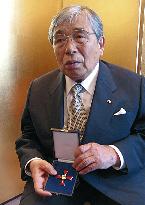Former Nagasaki mayor given German honor
